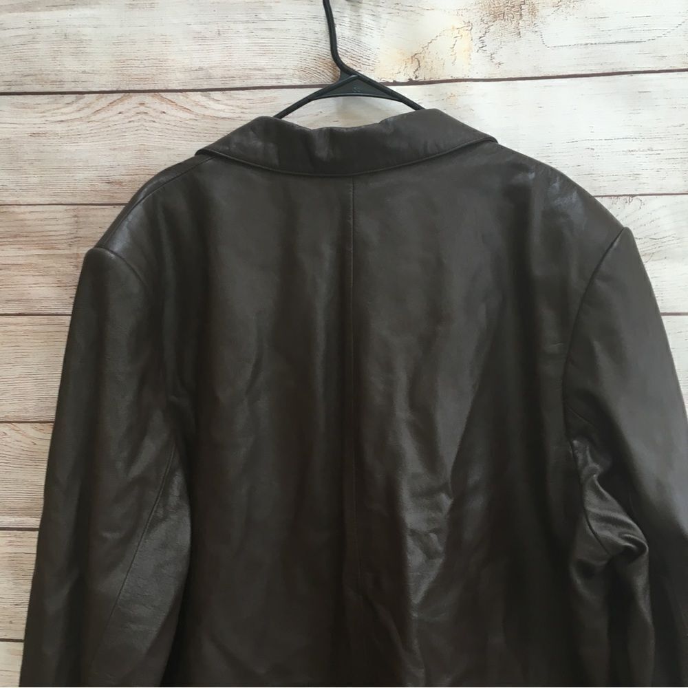ROUNDTREE AND YORKE BLAZER IN BROWN LEATHER - Picture 9 of 9